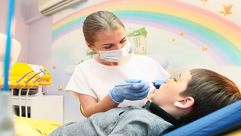 بهترین-دندانپزشک-کودک-اصفهان-کیست؟.jpg