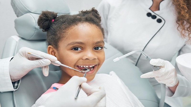 اهمیت دندانپزشکی برای کودکان | بهترین دندانپزشک کودک اصفهان