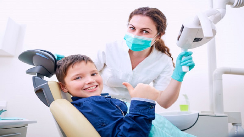 بهترین دندانپزشک کودک اصفهان |  مراقبت های بعد از فلوراید تراپی 